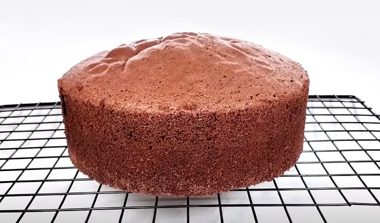 Классический бисквит — идеальная основа тортов