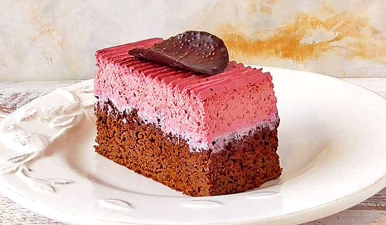 Шоколадно-черничный торт