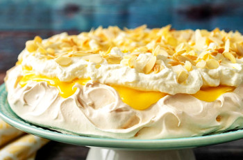 Торт с лимонным кремом «Анна Павлова»