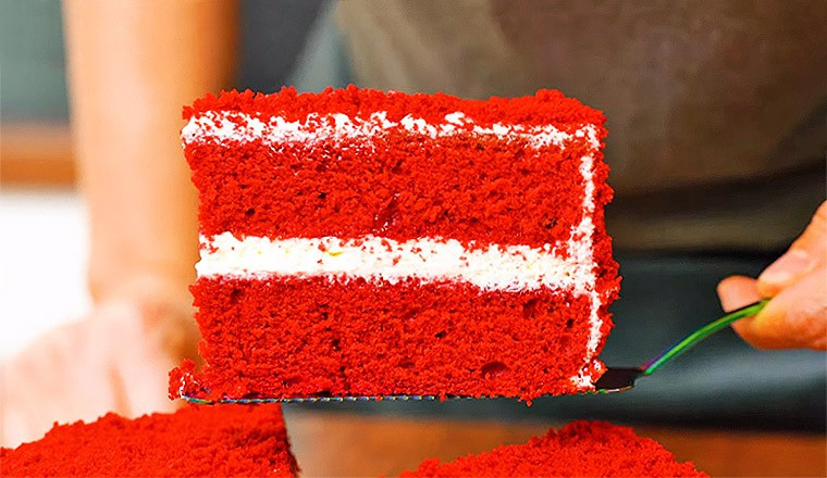 Торт со сливочным кремом «Красный бархат»