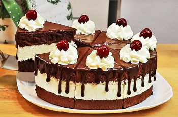 Шоколадный торт со сливками «Вузетка»