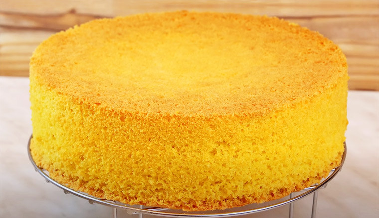 Бисквит для торта на 6 яиц — ТОП-3 рецепта с правильными пропорциями